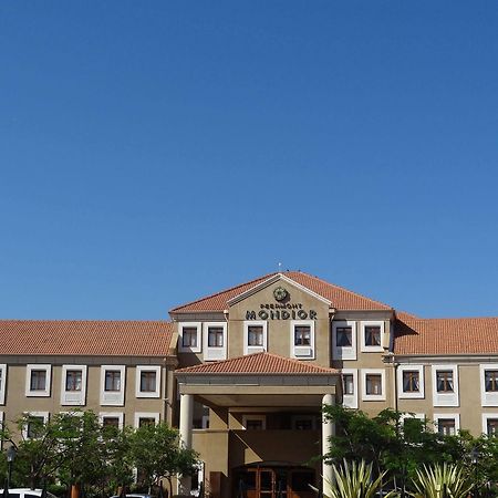 Peermont Mondior Hotel Gaborone Eksteriør billede
