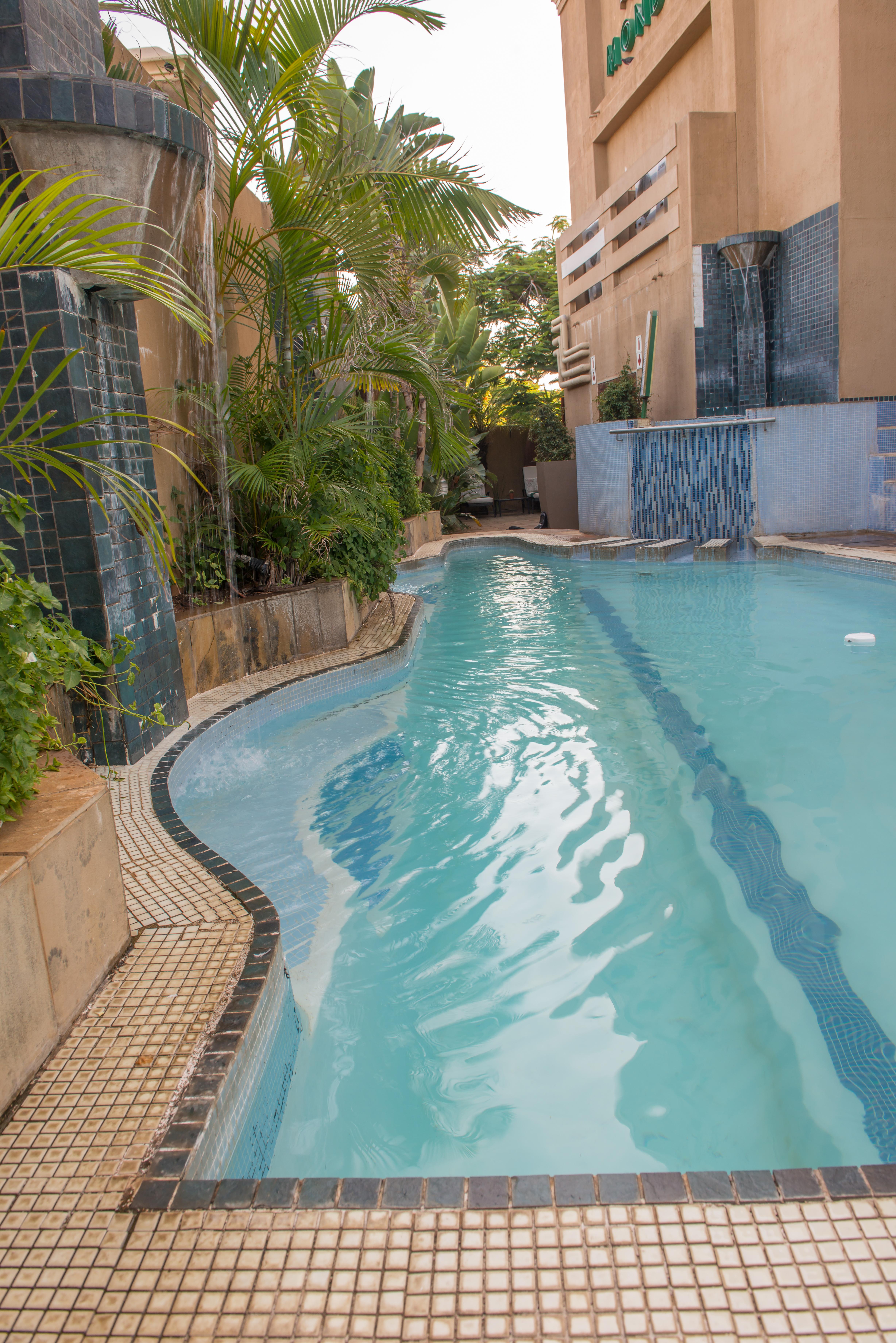 Peermont Mondior Hotel Gaborone Eksteriør billede