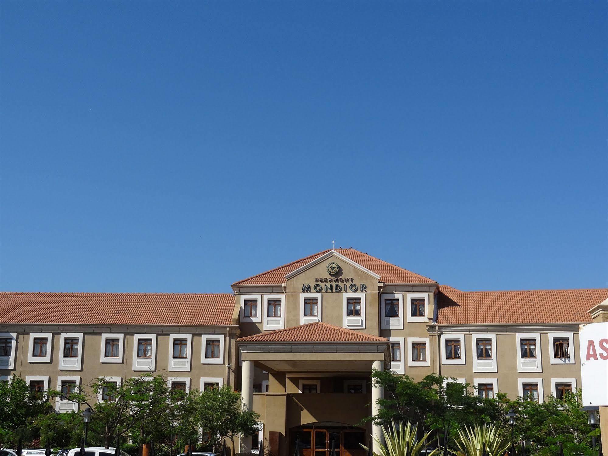 Peermont Mondior Hotel Gaborone Eksteriør billede