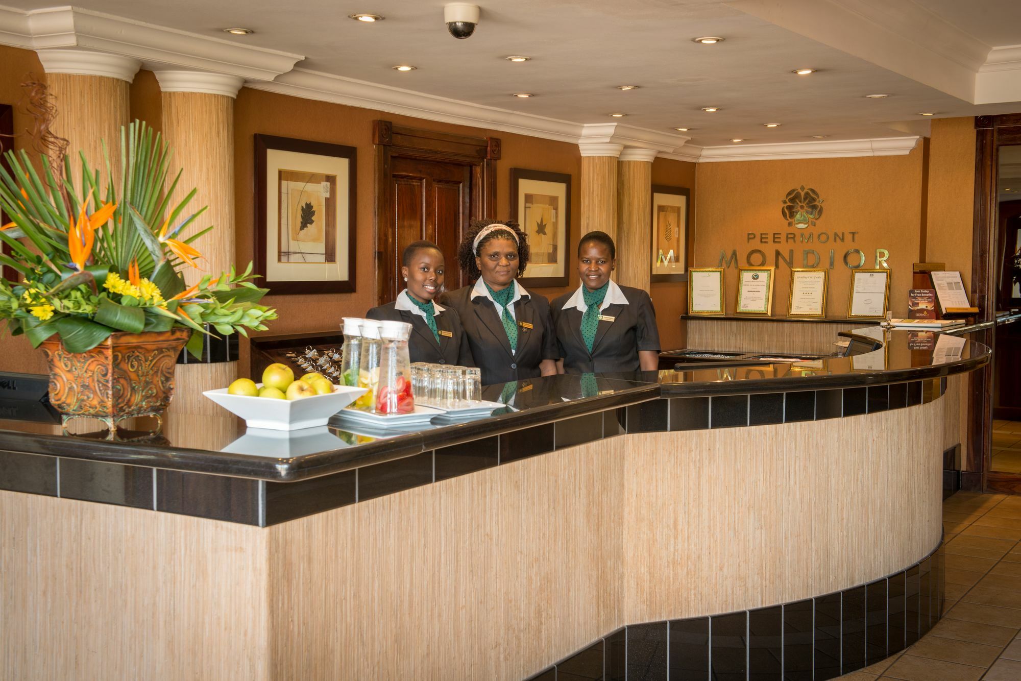 Peermont Mondior Hotel Gaborone Eksteriør billede