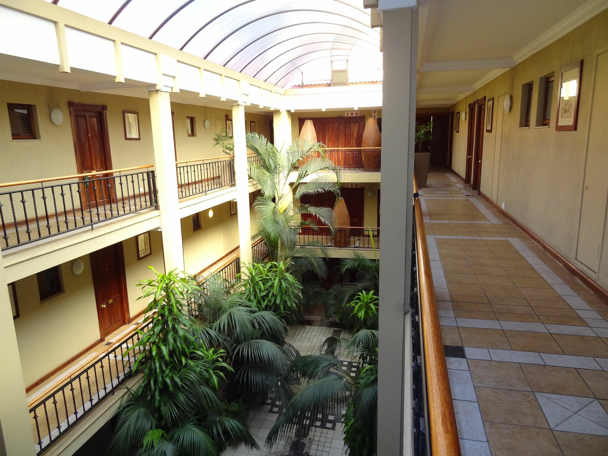 Peermont Mondior Hotel Gaborone Eksteriør billede