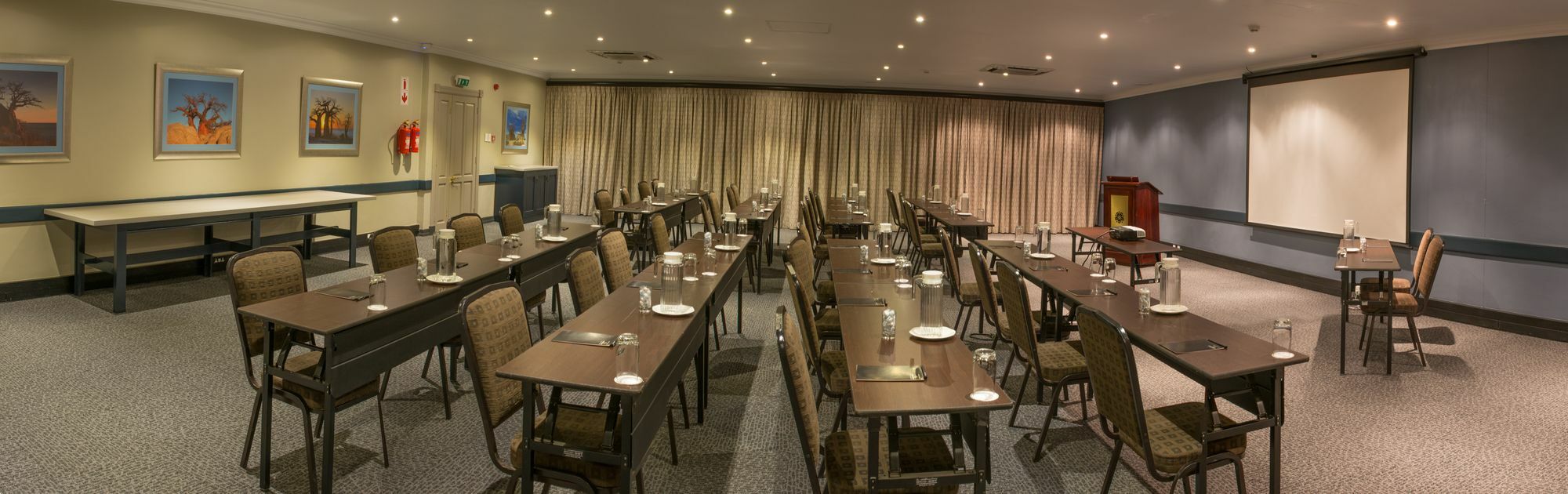 Peermont Mondior Hotel Gaborone Eksteriør billede